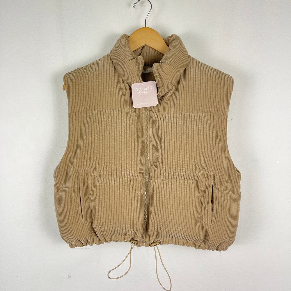 Beivy Boutique Cropped Corduroy Zip Up Putter Vest Latte Beige Womens MEDIUM NWT - Picture 7 of 9